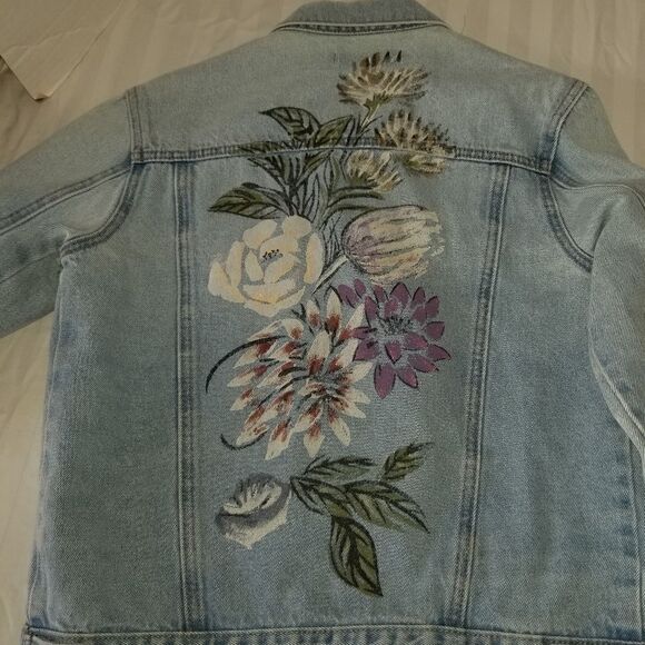 Glamorous denim jacket xs with flower design on back - Picture 9 of 16